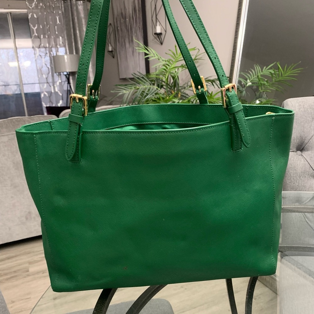 Tory Burch Emerald Green Leather Tote with Gold Accents - Picture 5 of 9